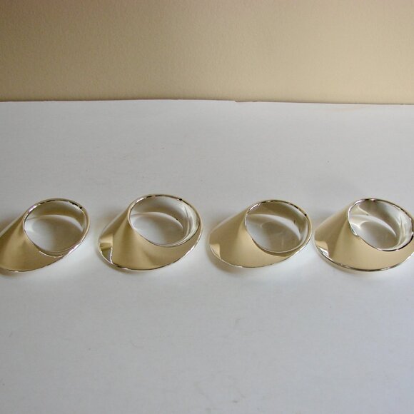 Silver Plated Napkin Rings Wedgwood Twist Napkin Rings Set of 4 Modern Hallmark - Picture 12 of 13